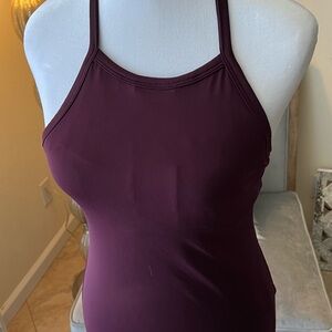 GAPFit Women's Burgundy Workout Top
